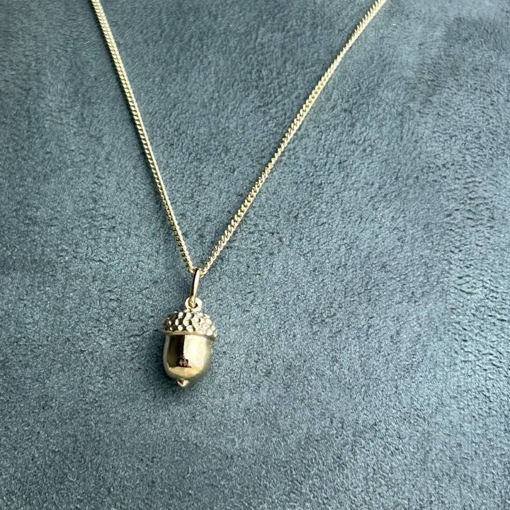 9ct Yellow Gold Acorn Pendant for wholesale by Kirsty Taylor Goldsmiths