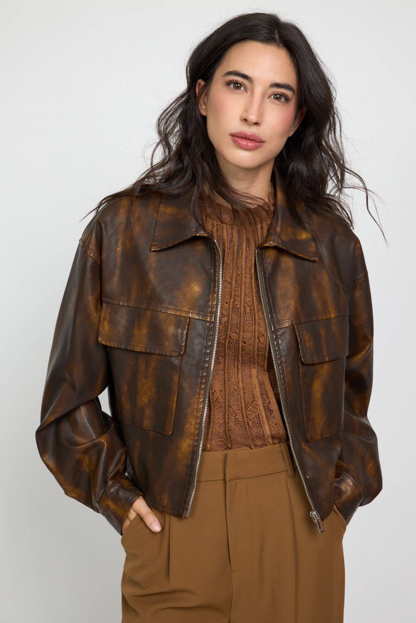 SWEET MAGIC MODA Y COMPLEMENTOS - Wholesale Leather Jacket - Women's - FAUX LEATHER JACKET WITH POCKETS0