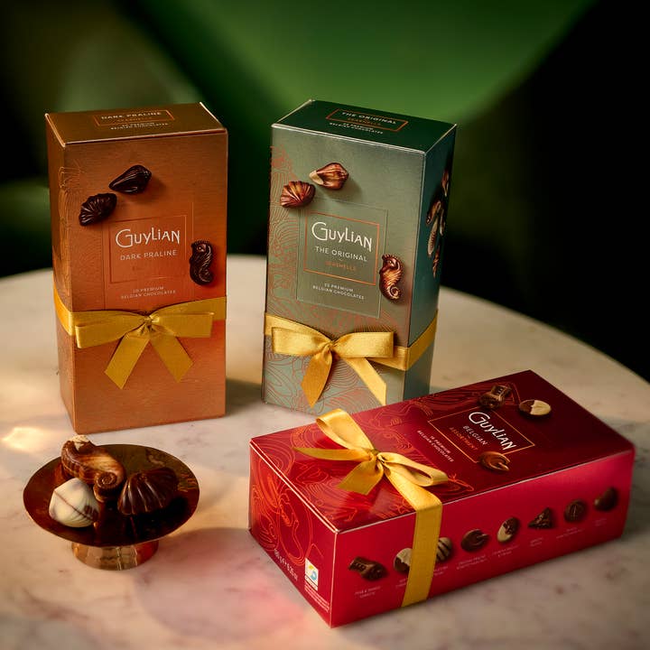Belgium's Chocolate Source - Vente Boîtes de chocolats - Coffret Cadeau Guylian Luxe Ballotin – Assortiment de Cadeaux Embossés1