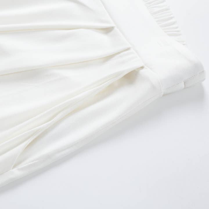 Pantaloni drappeggiati Elegance Elegance per la vendita all'ingrosso da parte di Blooms of Love