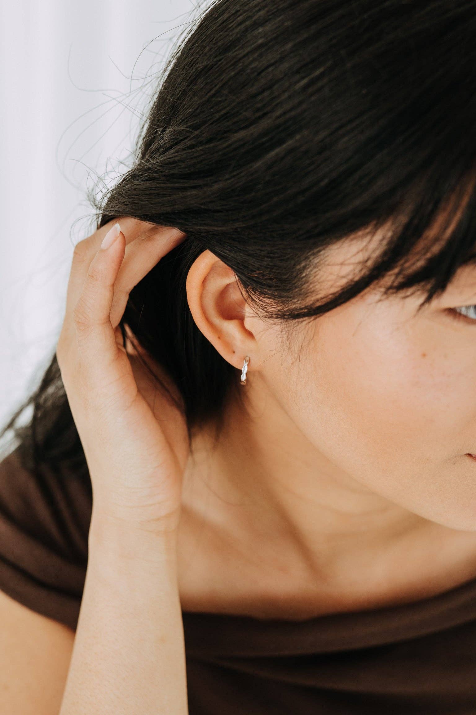 Sydney Rose Co. - Wholesale Hoop Earrings - Willow Hoops / Sterling Silver4