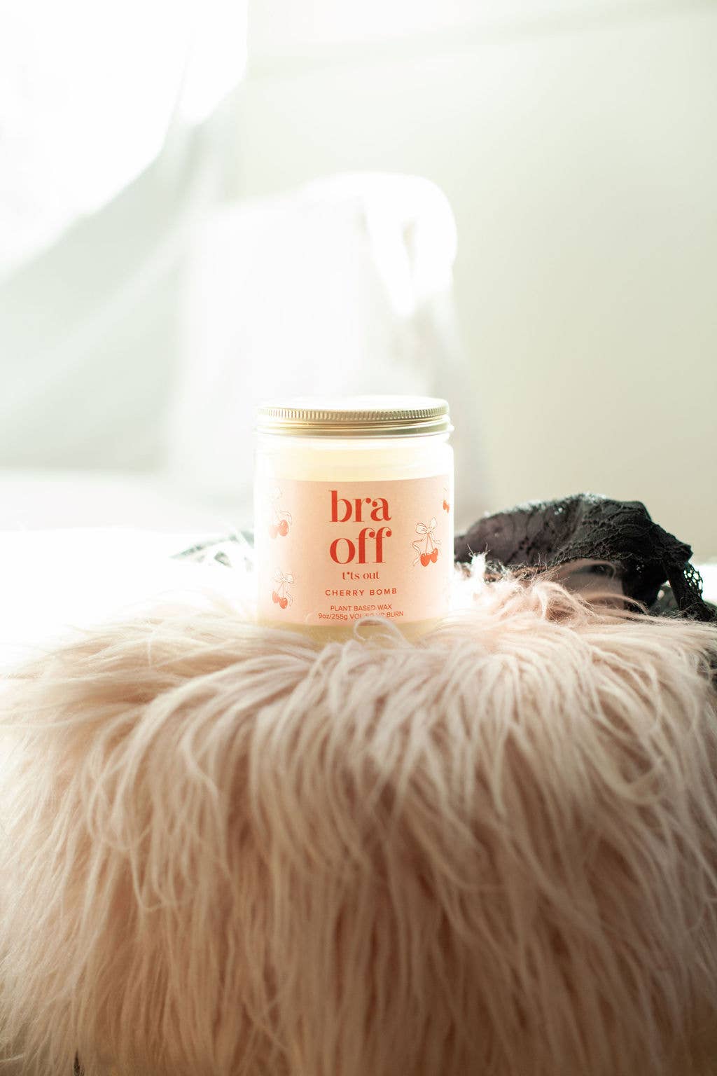 Austy Lou by Broken Top Brands – Engroshandel Glaslys – Bh'en af, t*tten frem 9oz sojalys2