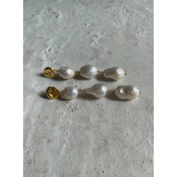 LaMano Jewellery - Vendita all'ingrosso Orecchini pendenti - Orecchini a cerchio con perle barocche a goccia5