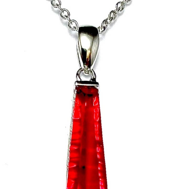 Twan Kee Jewelry - Vente Colliers à pendentif - Pendentif en argent sterling avec hélénite taillée de manière fantaisiste de Mt. St. Helens0