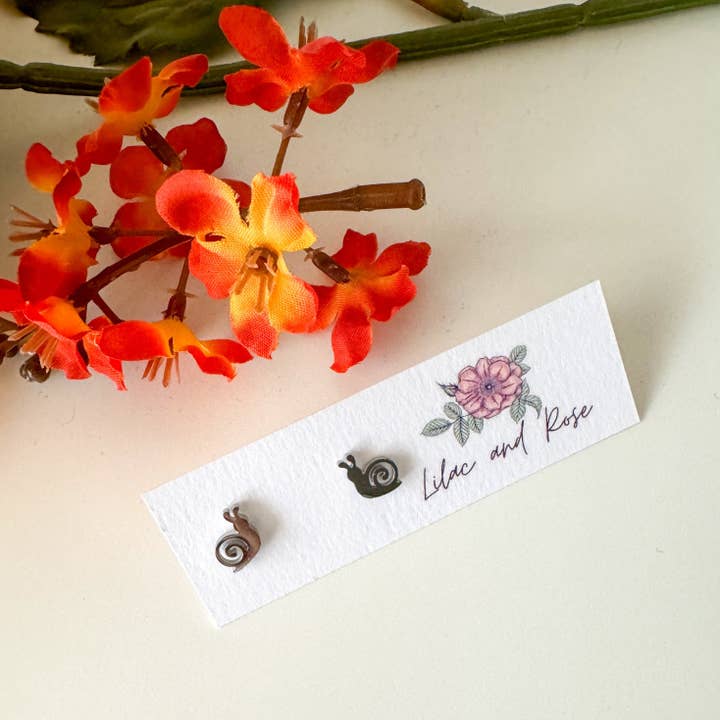✅ Schnecken-Ohrstecker für den Großhandel von Lilac and Rose