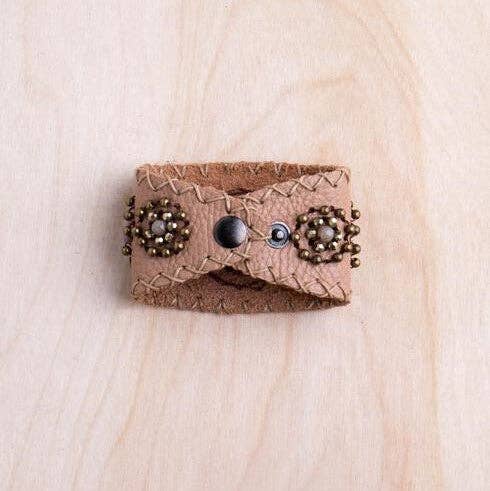 Bali Queen - Wholesale Cuff Bracelet - Thai Leather Snap Cuff5