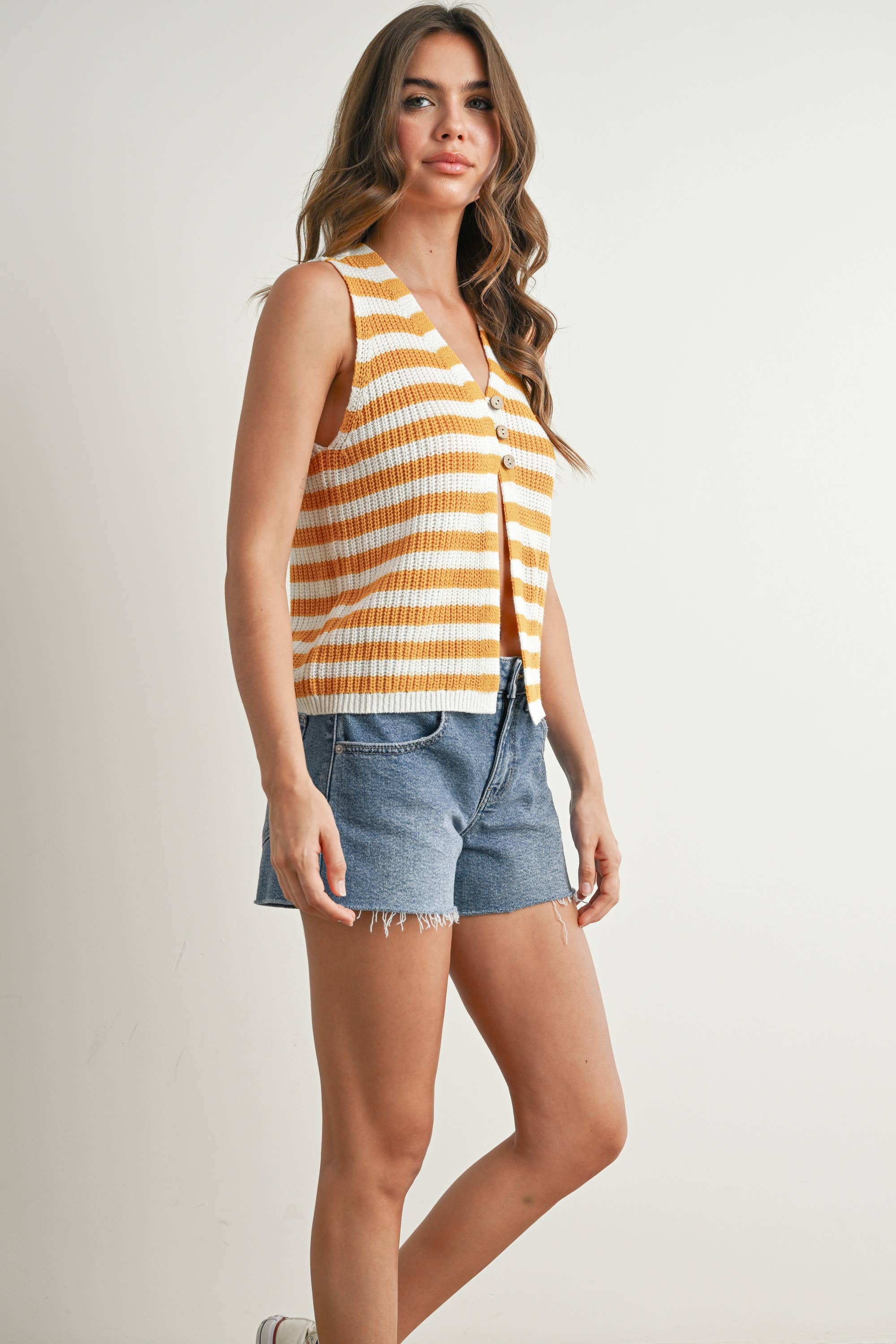 BUTTERMELON - Wholesale Sweater Vest - Women's - Striped Button-Front Sweater Vest - BMW773315