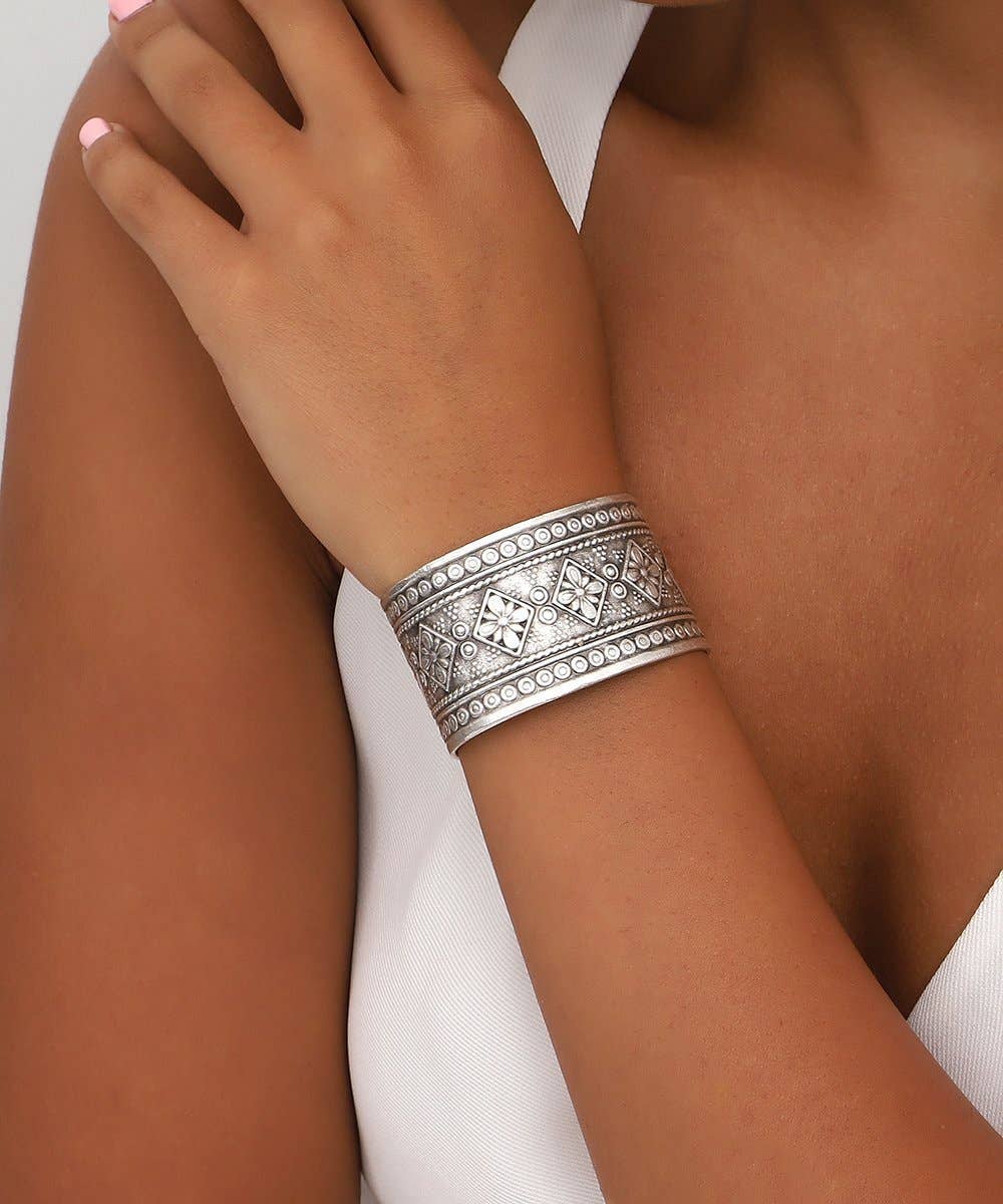 AVENS - Wholesale Manchet-armband - Handgemaakte armband van fijn zilver met verzilvering