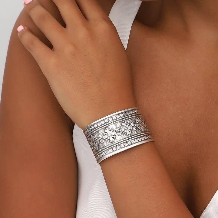 AVENS - Wholesale Manchet-armband - Handgemaakte armband van fijn zilver met verzilvering0
