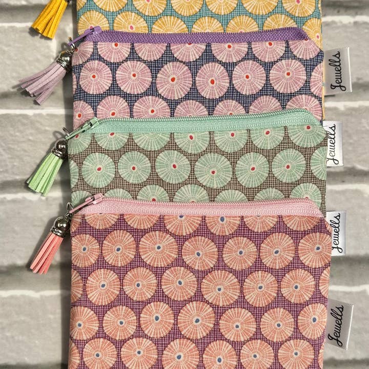 Limpet Shell fabric coin purse pouch 2 sizes 4 washcloths for wholesale by Jewells