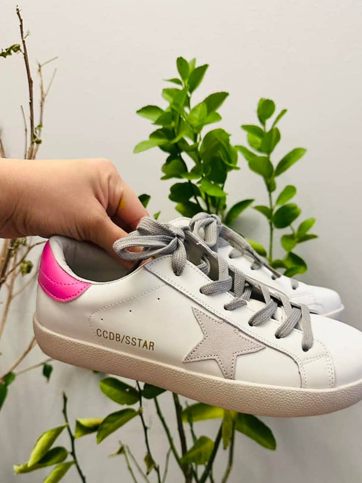 Torn and Trendy - Wholesale Lifestyle Sneakers - Women's - Grey Star with Pink Women’s Sneakers