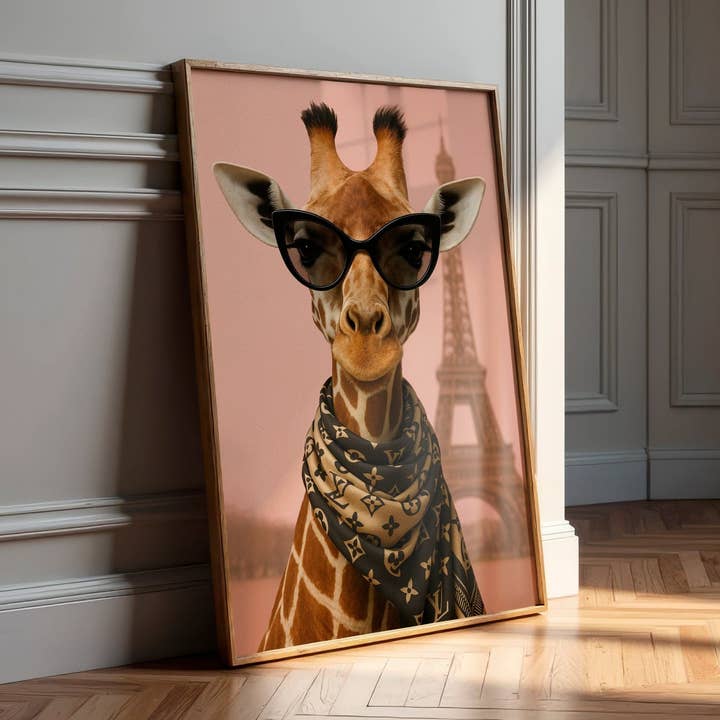 Parisan Cool | Impression d'art mural unique de girafe pour la vente par Belter Prints