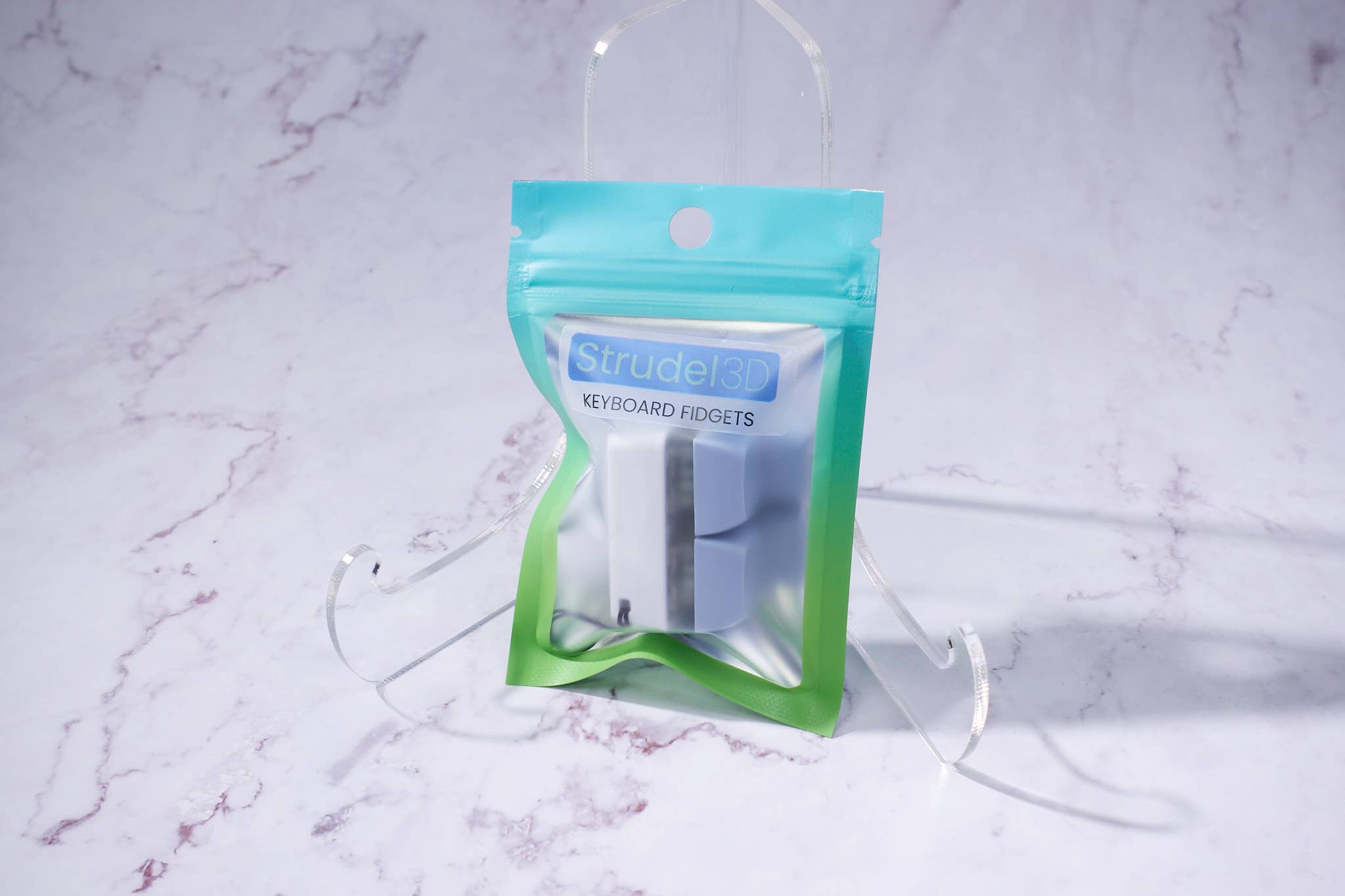 Strudel3D - Wholesale Fidget Toy - Kids - 2 Key Mechanical Keyboard Fidget Keychain - Pastel Colors4