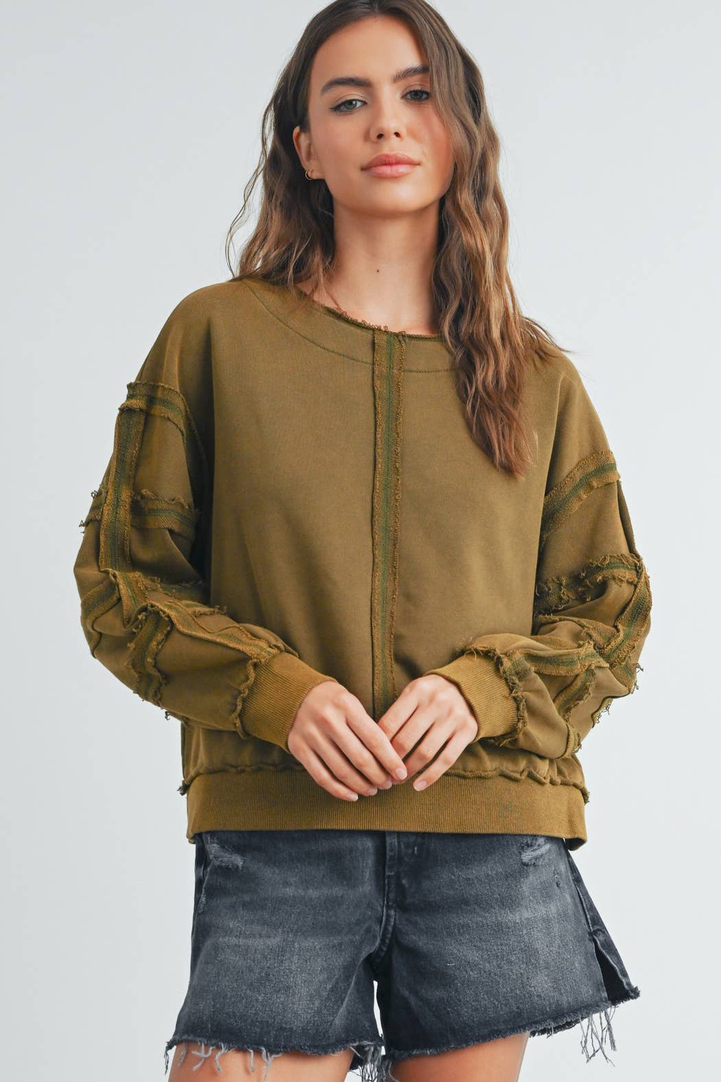 BUTTERMELON - Wholesale Sweatshirt - Women's - Washed French Terry Round Neck Pullover - BMT73011