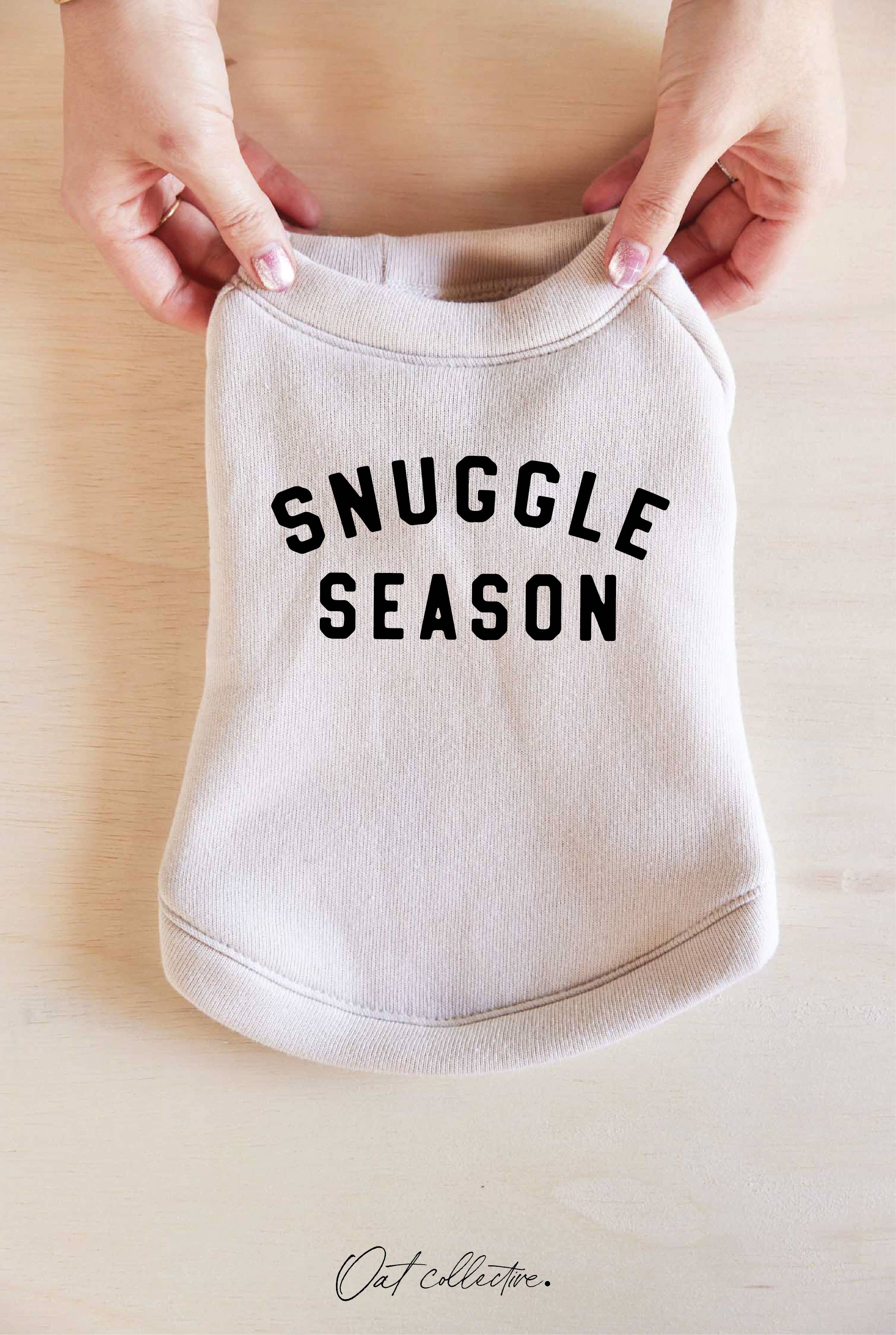 OAT COLLECTIVE - Wholesale Pet Sweater - Dog - SNUGGLE SEASON Pet Graphic Sweatshirt0