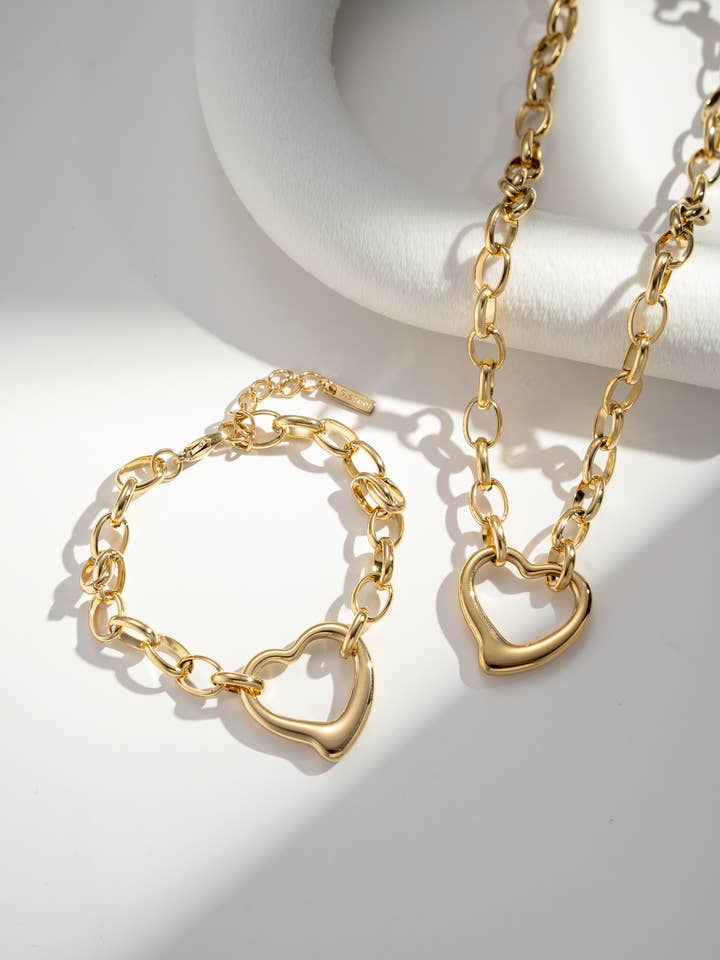 Pure Heart Set – Necklace and bracelet in stainless steel for wholesale by COSMOS