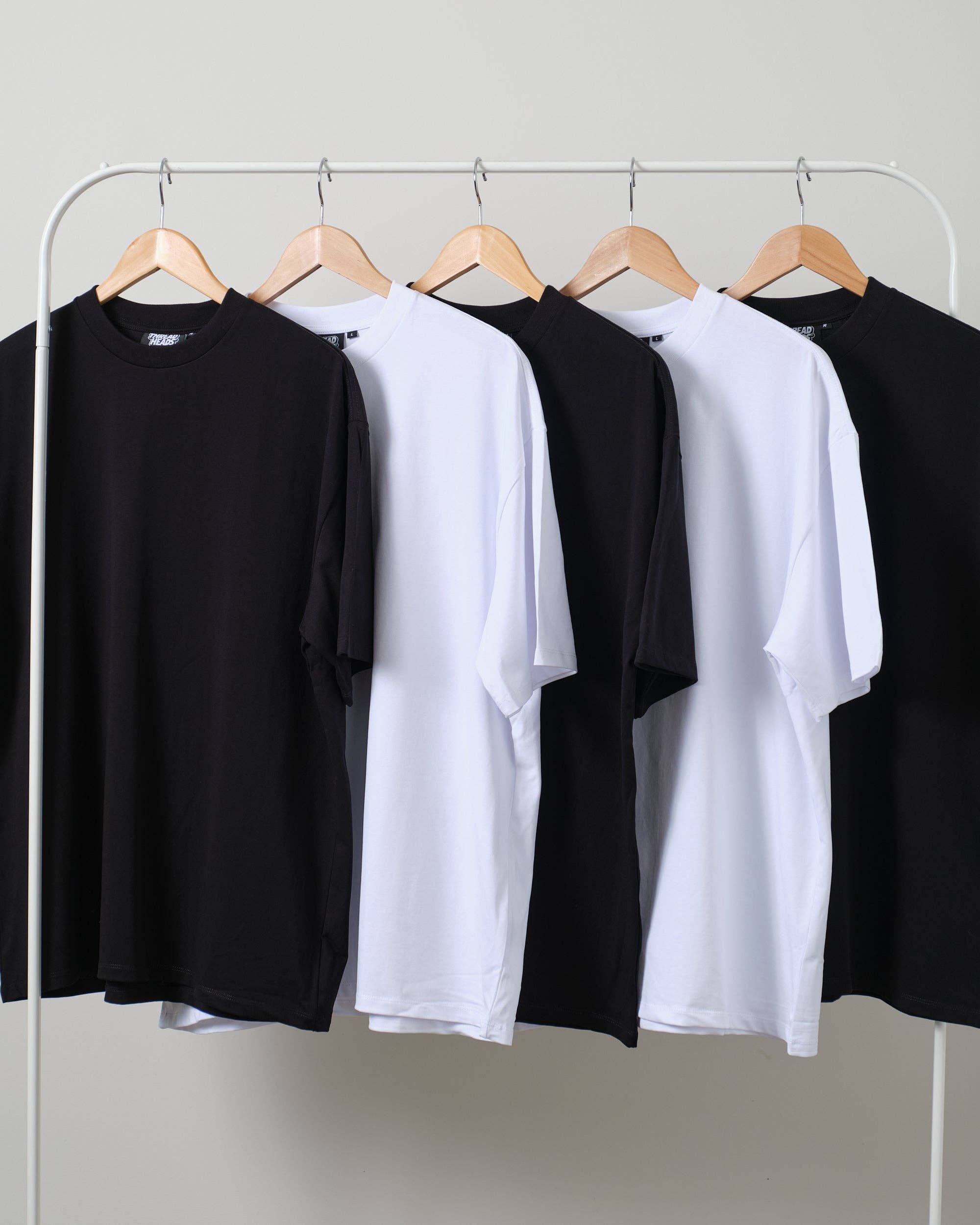 Threadheads - Wholesale T-shirt – Unisex - Oversized Tee 5 Pack: Black, White
