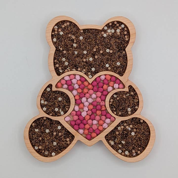Kärleksbjörn Sensorisk Lekbricka - Stor för wholesale av Carved Together Co