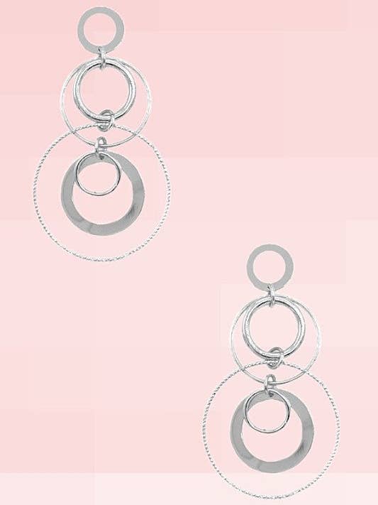 Boucle d'oreille en forme de goutte à anneaux multiples pour la vente par Andrea Bijoux