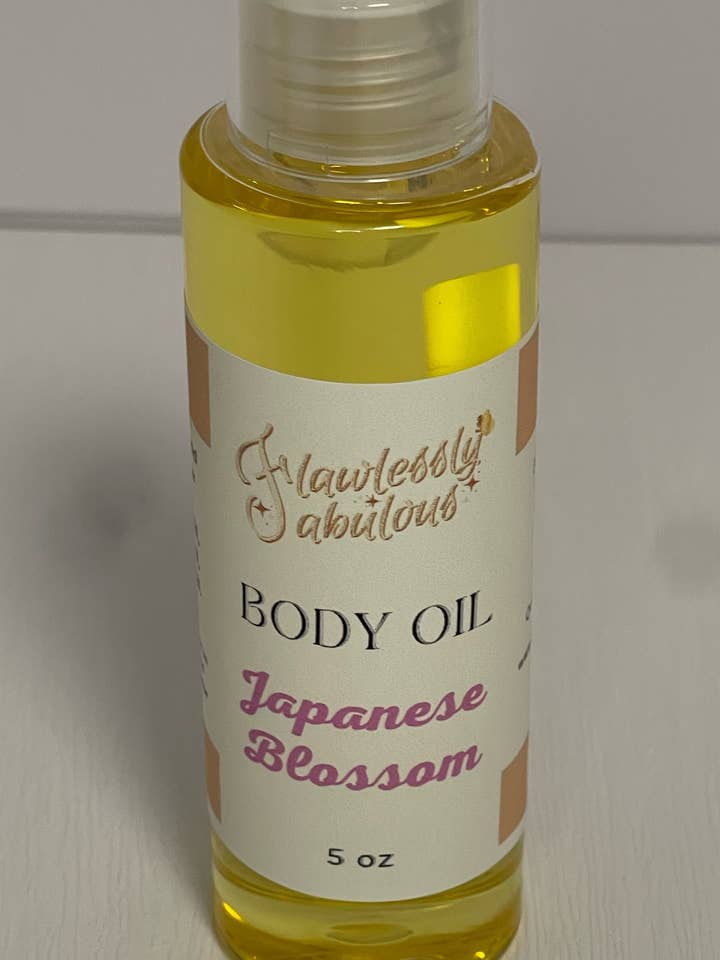 HUILE POUR LE CORPS FLEUR DE CERISIER JAPONAIS pour la vente par Flawlessly fabulous