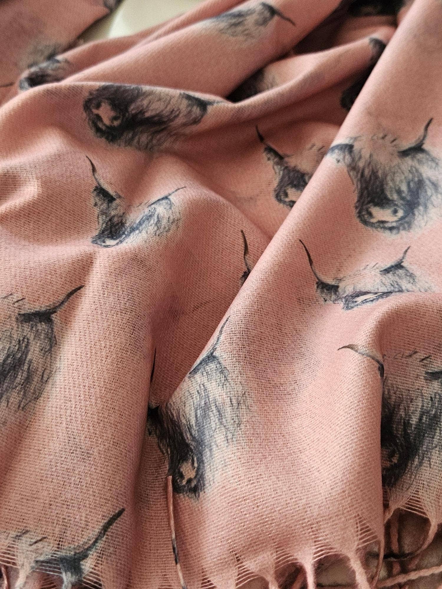 Shimena - Wholesale Scarf - Women's - Highland Cow Pashmina7