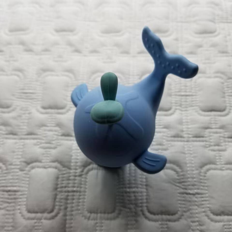 D & C TOYS - Wholesale Handheld Rattle - Baby - Whale Silicone Teether Rattle Toy3