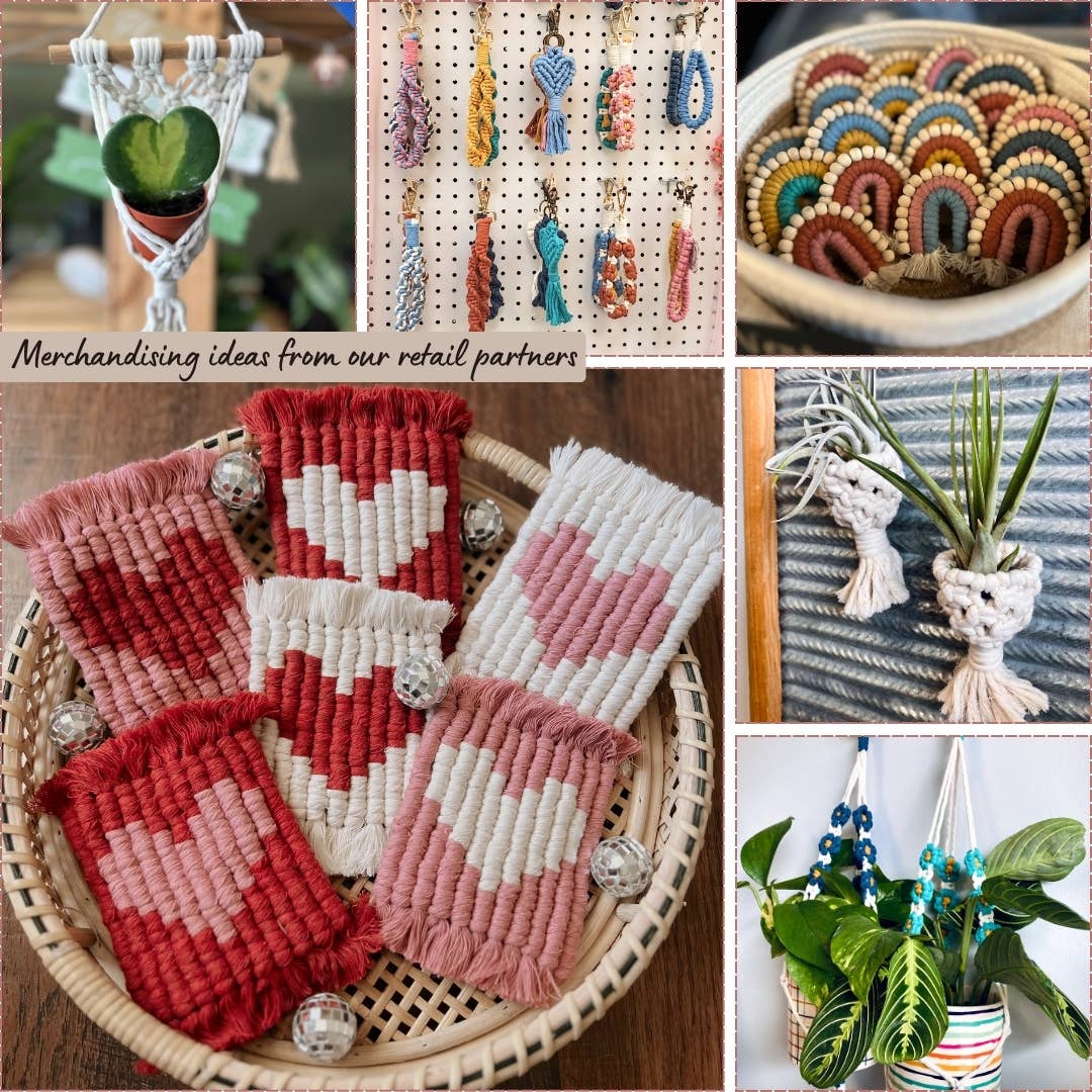 Handmade By Uruba – Großhandel Schlüsselanhänger-Armbänder – Handgefertigter Häkel-Kirschenschlüsselanhänger | Fruchtinspirierter Anhänger9