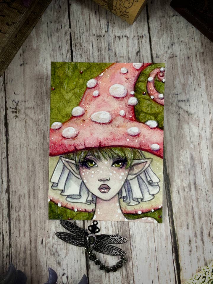 Imprimé ACEO de la fée et des champignons rouges pour la vente par Faeries of Glittering Glen