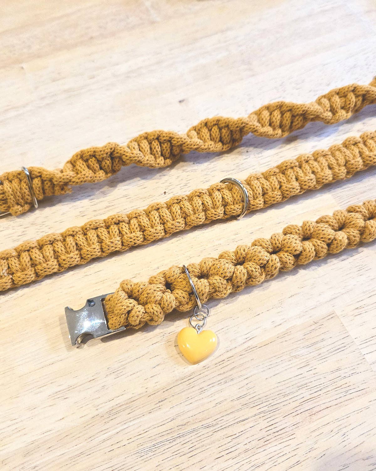 brin brun - Wholesale DIY Craft Kit - Coffret créatif – Fabrication d’un collier pour chien personnalisé en macramé avec breloque3