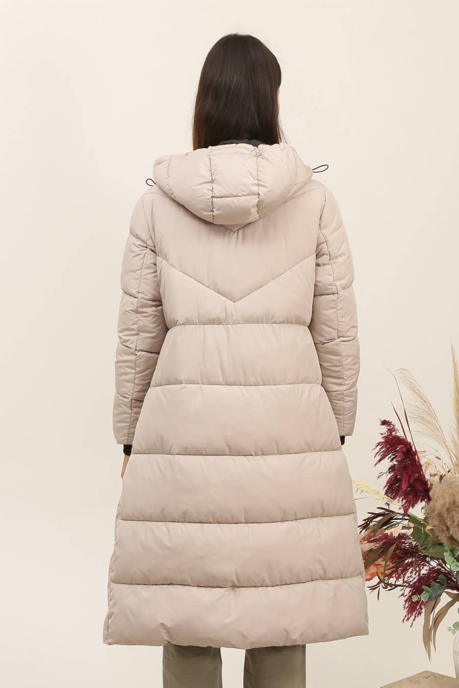 Attrait Paris - Wholesale Puffer Jacket - Women's - Mid-length down jacket with hood6