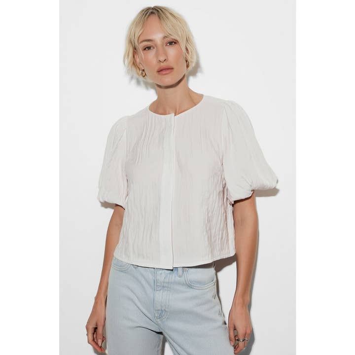 Naked Zebra - Wholesale Blouse - Women's - Puff Sleeve Button Up Blouse3