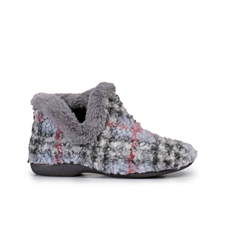 Marpen Slippers - Wholesale Slippers - Women's - Glasgow Wool Grey Bootie5