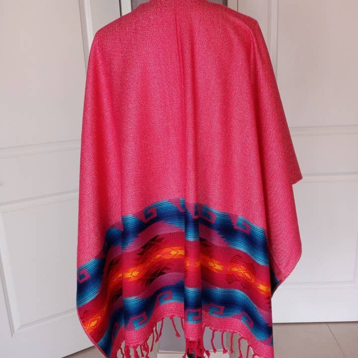 Treasure of ANDES - Venta al por mayor Poncho - Mujer - Poncho Andino Artesanal REVERSIBLE Unisex ENVÍO GRATIS2