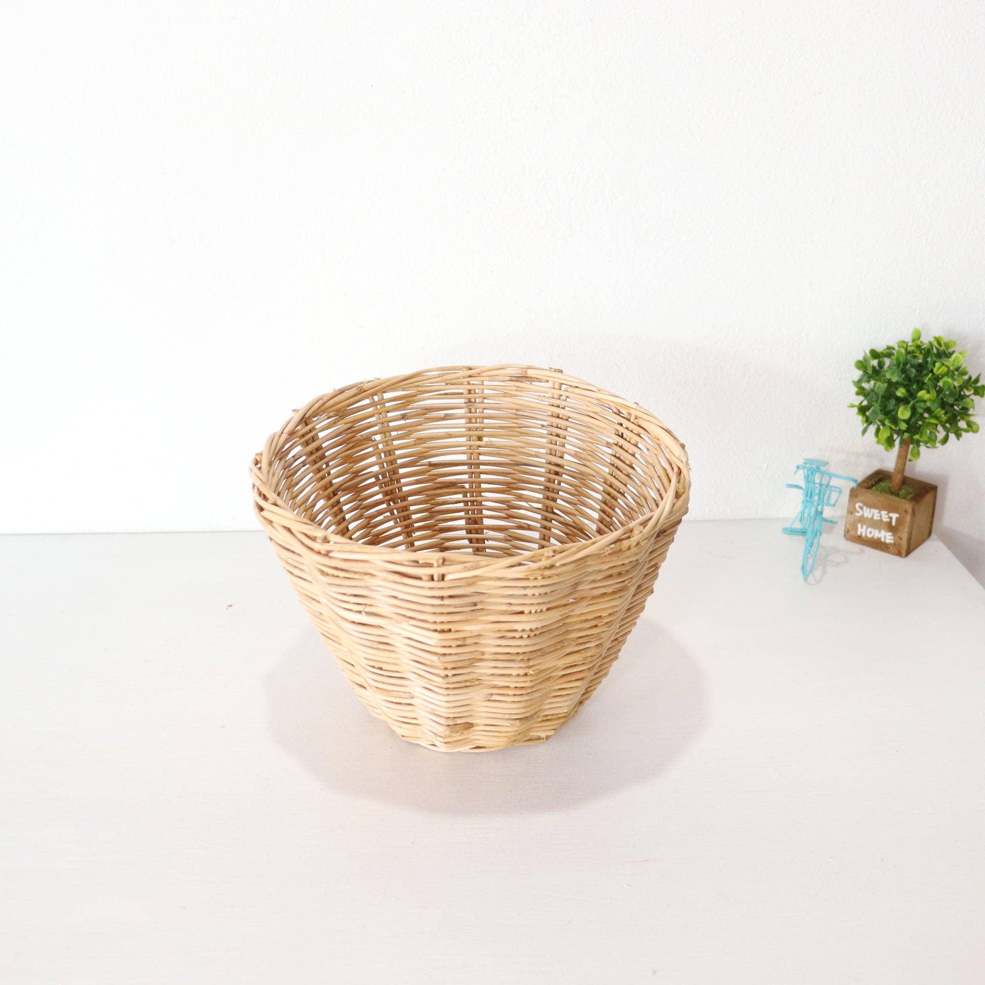 Thaihomeshop - Wholesale Basket - Small Thai Rattan Basket - Storage & Organization8