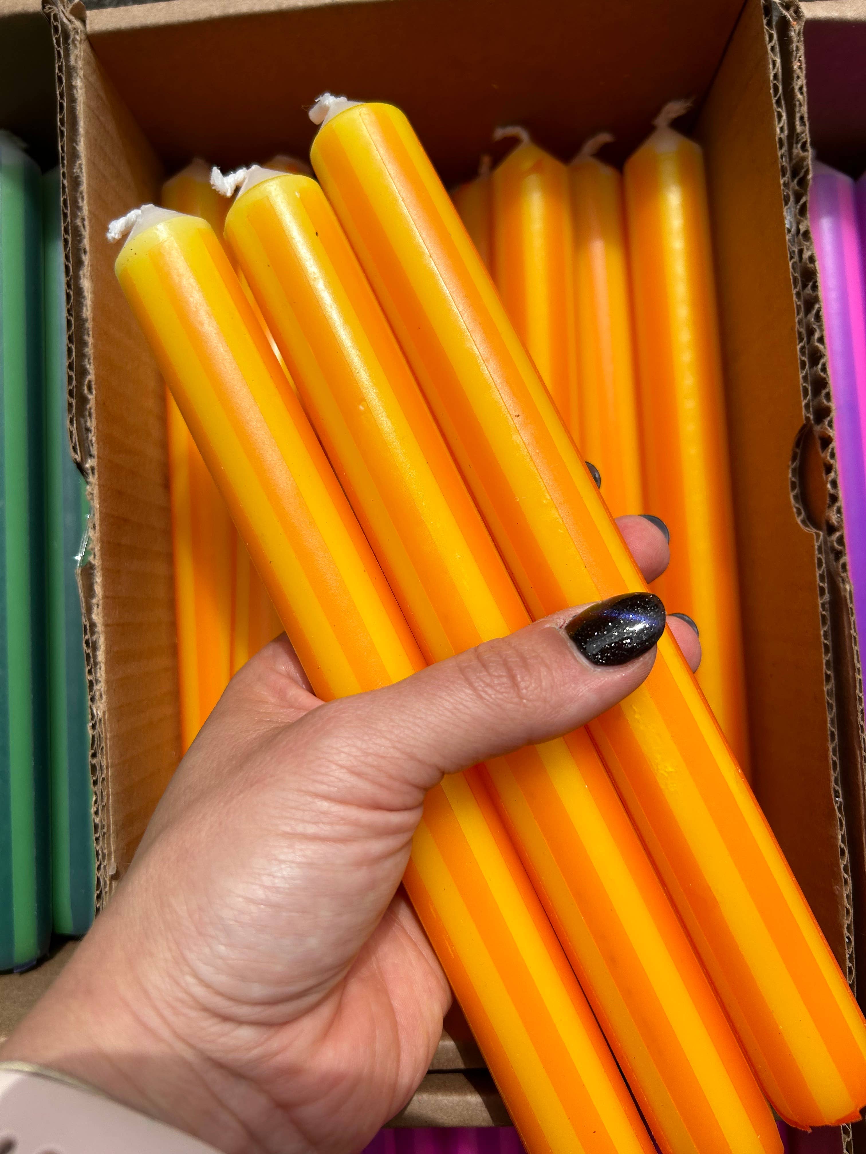 The Colour Emporium - Wholesale Tapered candle/candlestick - Pinstripe Candle individual11