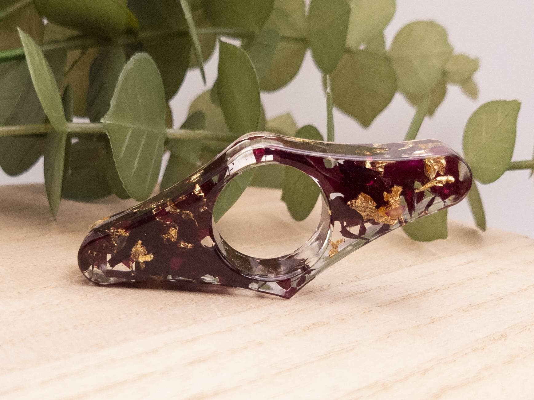 Botanically Bookish - Wholesale Book Holder - Rose & Gold Book Page Holder, Flower Thumb Page Spreader4