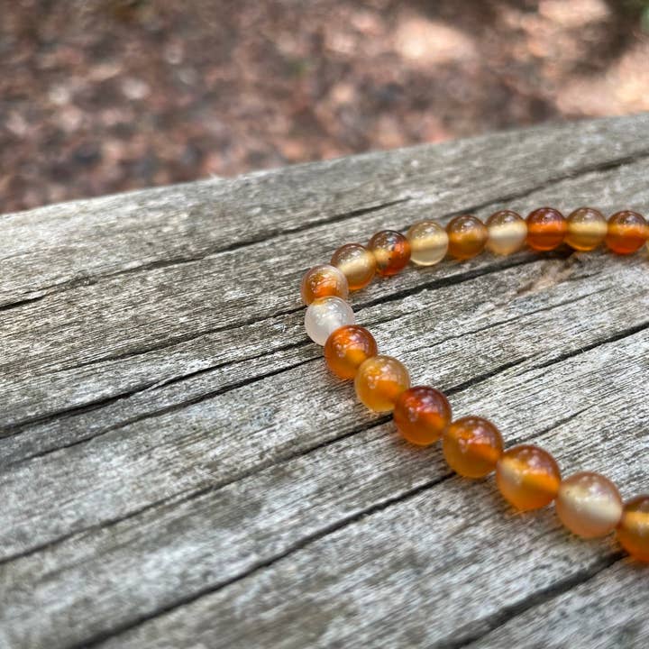 Boutique Bohème - Venta al por mayor Pulsera de cuentas - Pulsera elástica de litoterapia con cornalina, hecha en Francia1