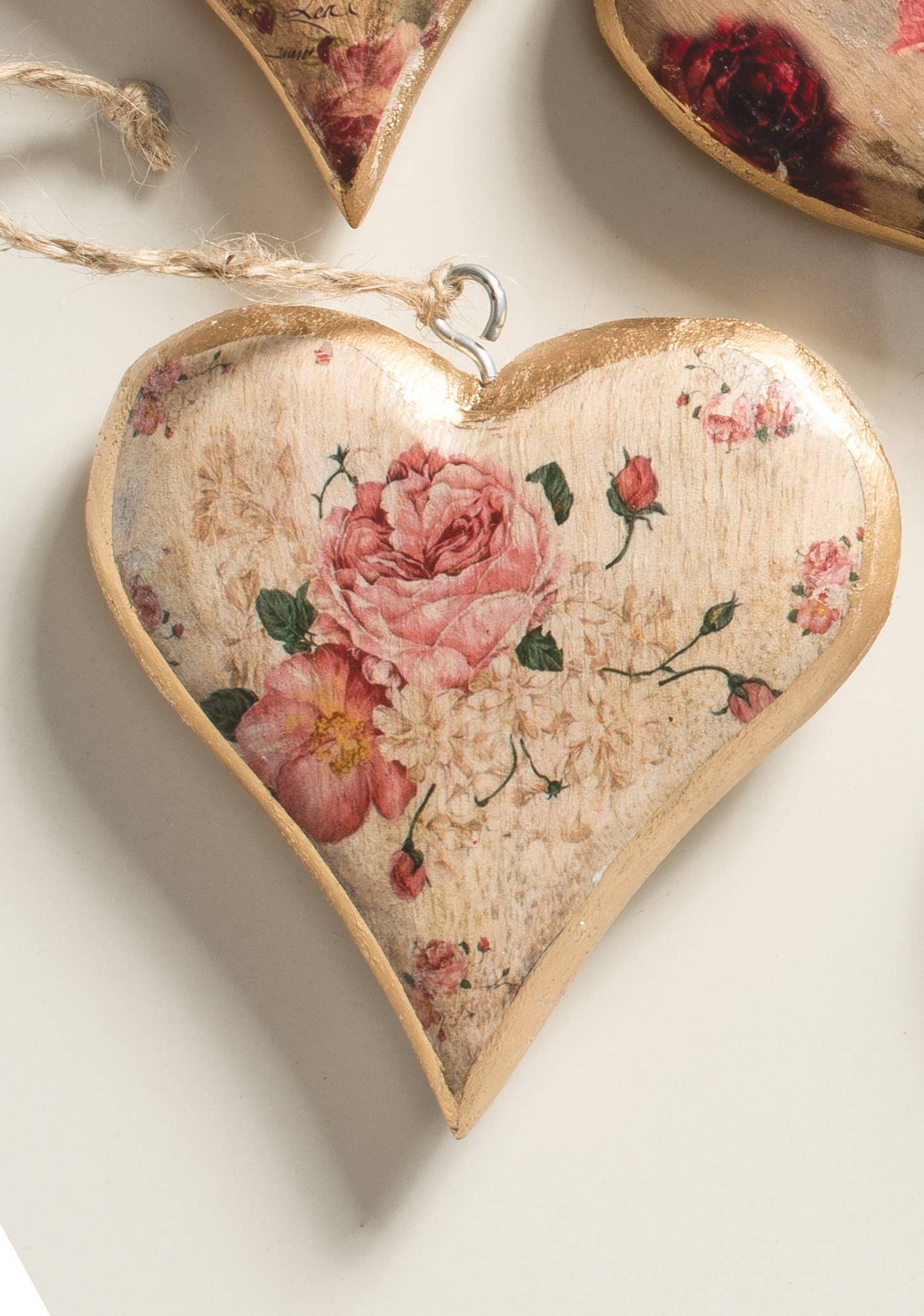Namaste – wholesale Ornament – Medium Vintage Wooden Hanging Heart Decoration3