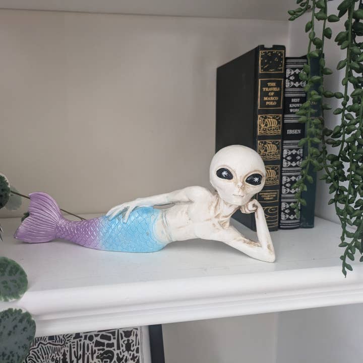 John Bernard & Company - Wholesale Decorative Figurine - Alien Invasion Sexy 10” Lying Merman Alien Statue Mermalien2