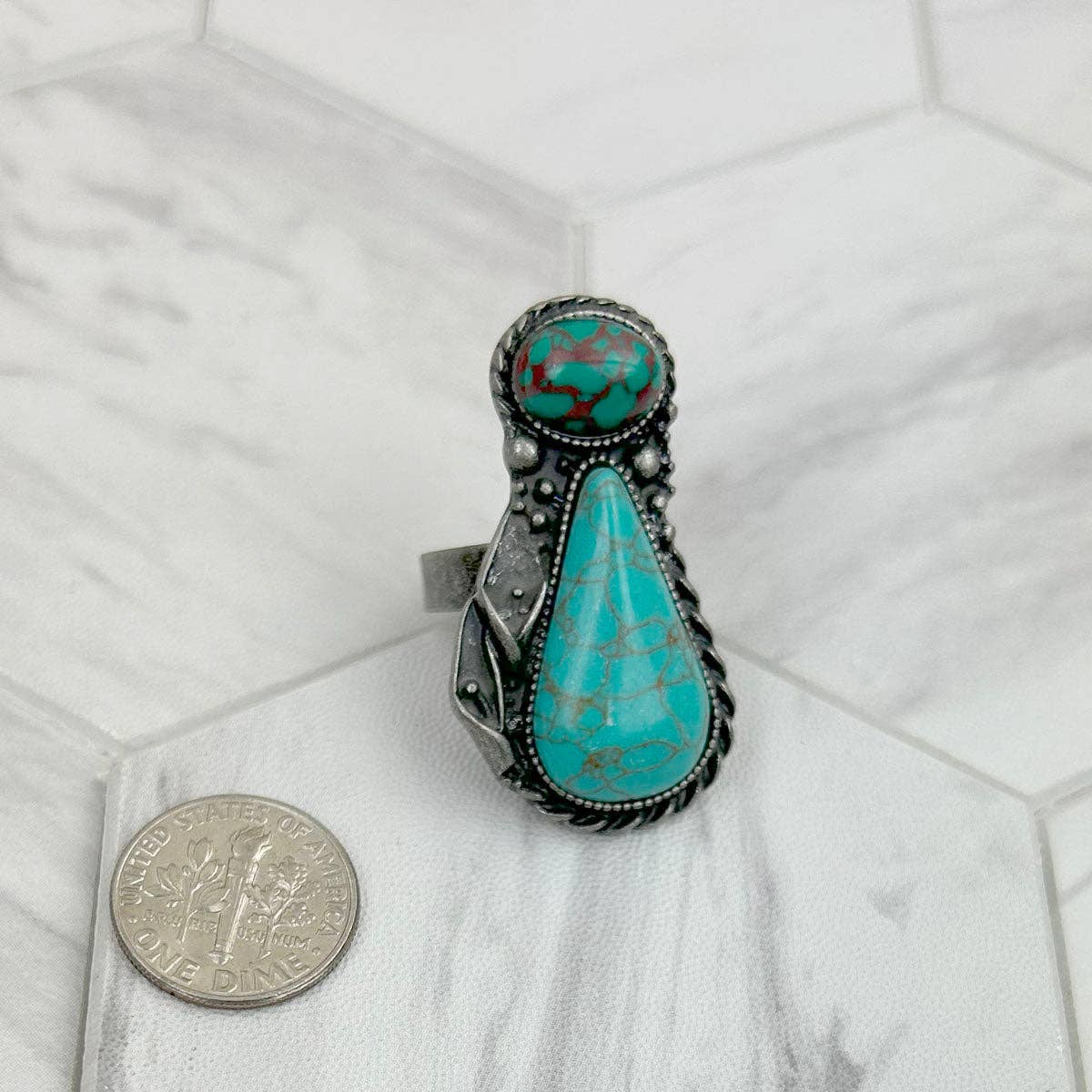 Western Elite Jewelry – Großhandel Cocktail-/Statement-Ring – RZ231205-151 Verstellbarer Ring aus silbernem Metall mit orangefarbenem türkisfarbenem Stein3