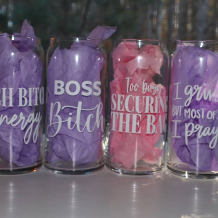 Coupe en verre Boss Babe Collection canette 20 oz pour la vente par crystyle and company creations llc