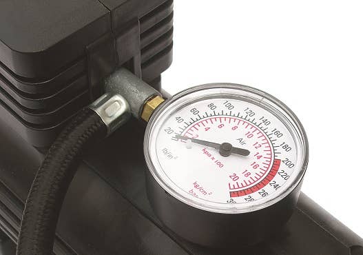 JOCCA - Vendita all'ingrosso Gonfiabili - Gonfiatore pneumatici 12V compatto per auto e bici5