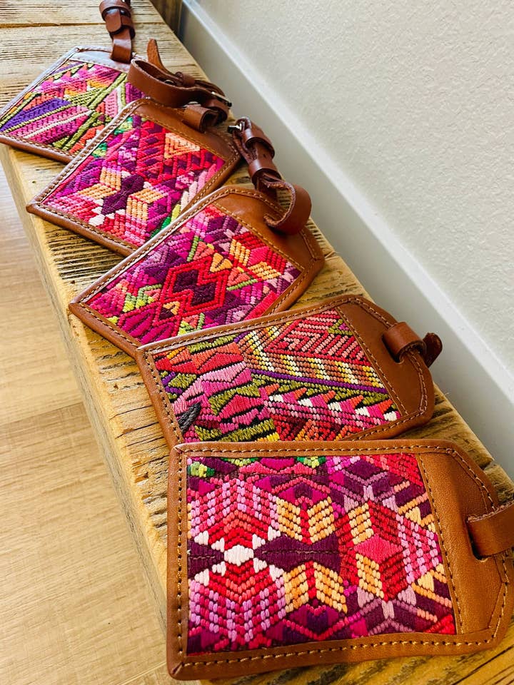 Étiquettes à bagages Huipil/en cuir - Marron foncé pour la vente par GUATEARTISAN