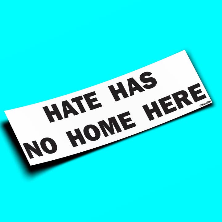 La haine n'a pas sa place ici - Fond blanc pour la vente par iMakeFlair