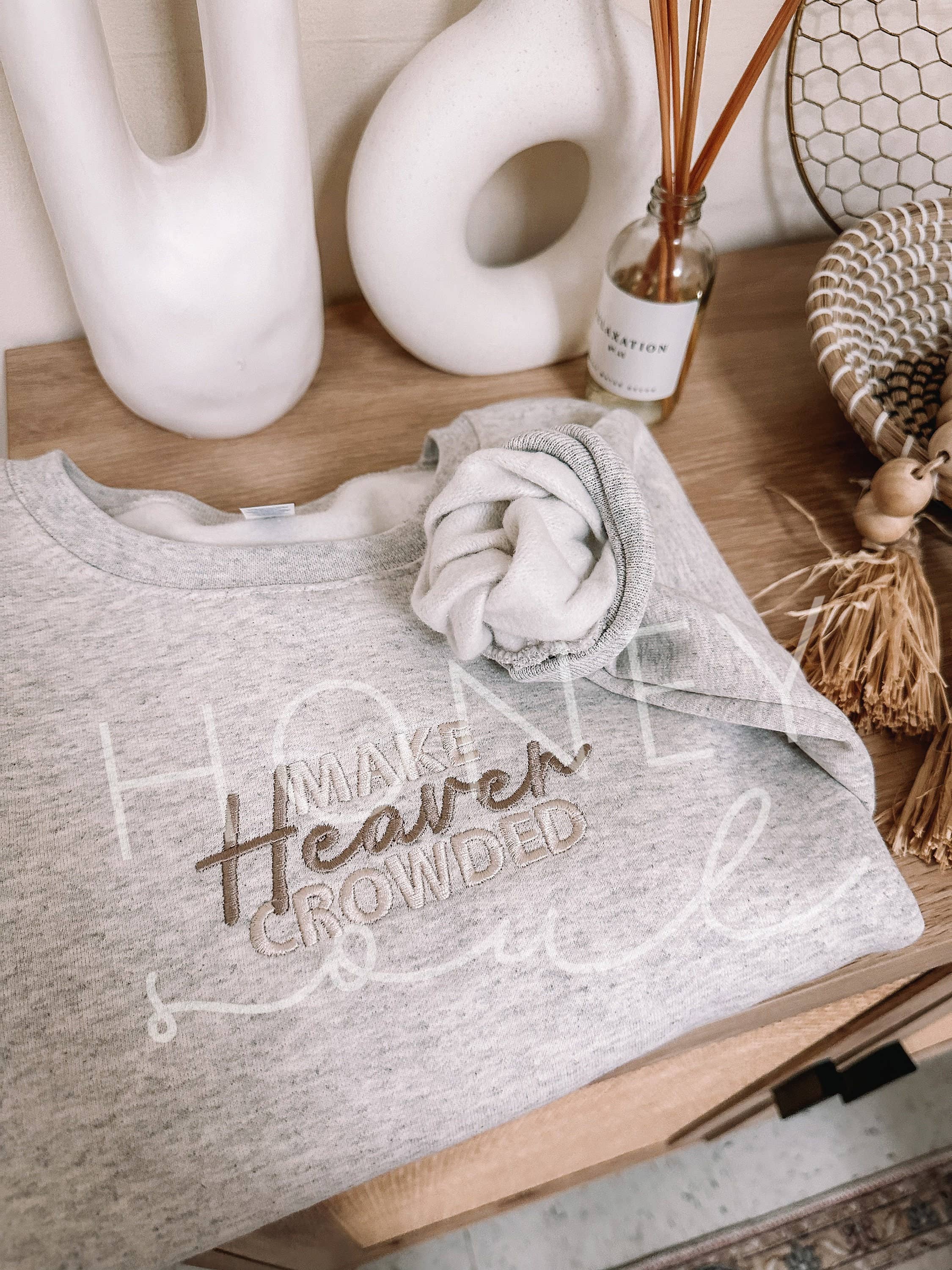 Honey Soul LLC – Engroshandel Sweatshirt - Dame – Gør himlen overfyldt broderet sweatshirt7