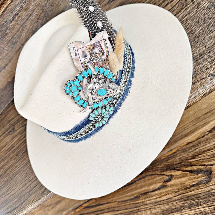 QUEEN Verstellbarer Hut aus Veloursleder für den Großhandel von Sweet Grace