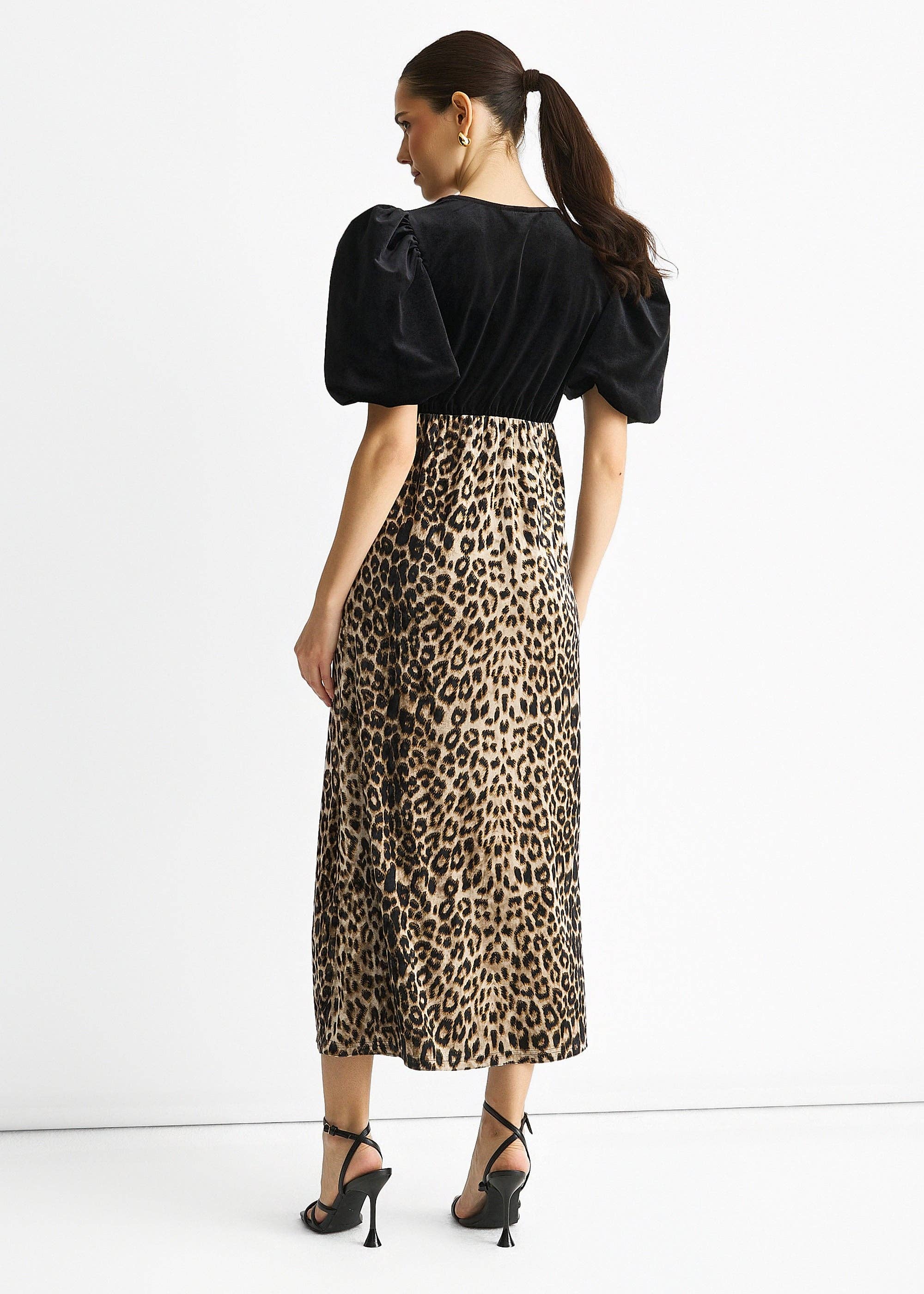 GINI LONDON - Wholesale Dress - Women's - Black Animal Velvet Contrast Top Occasion Midi Dress1