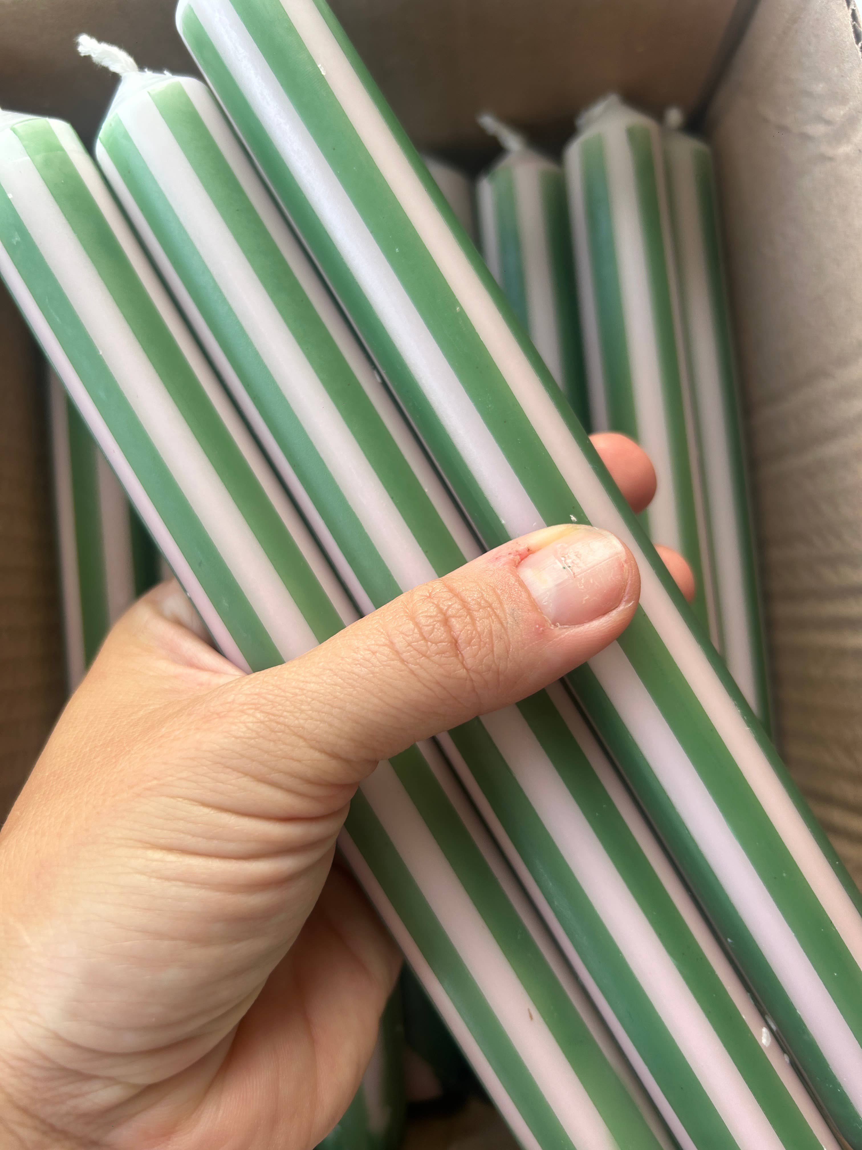 The Colour Emporium - Vente Bougies/bougeoirs coniques - RAYURES D'AUTOMNE INDIVIDUELLE17