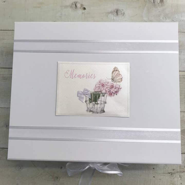 White Cotton Cards - Wholesale Keepsake box – Child & baby - Peony Memory Gifts - Album, Keepsake Box, Guest Book, (PM)1