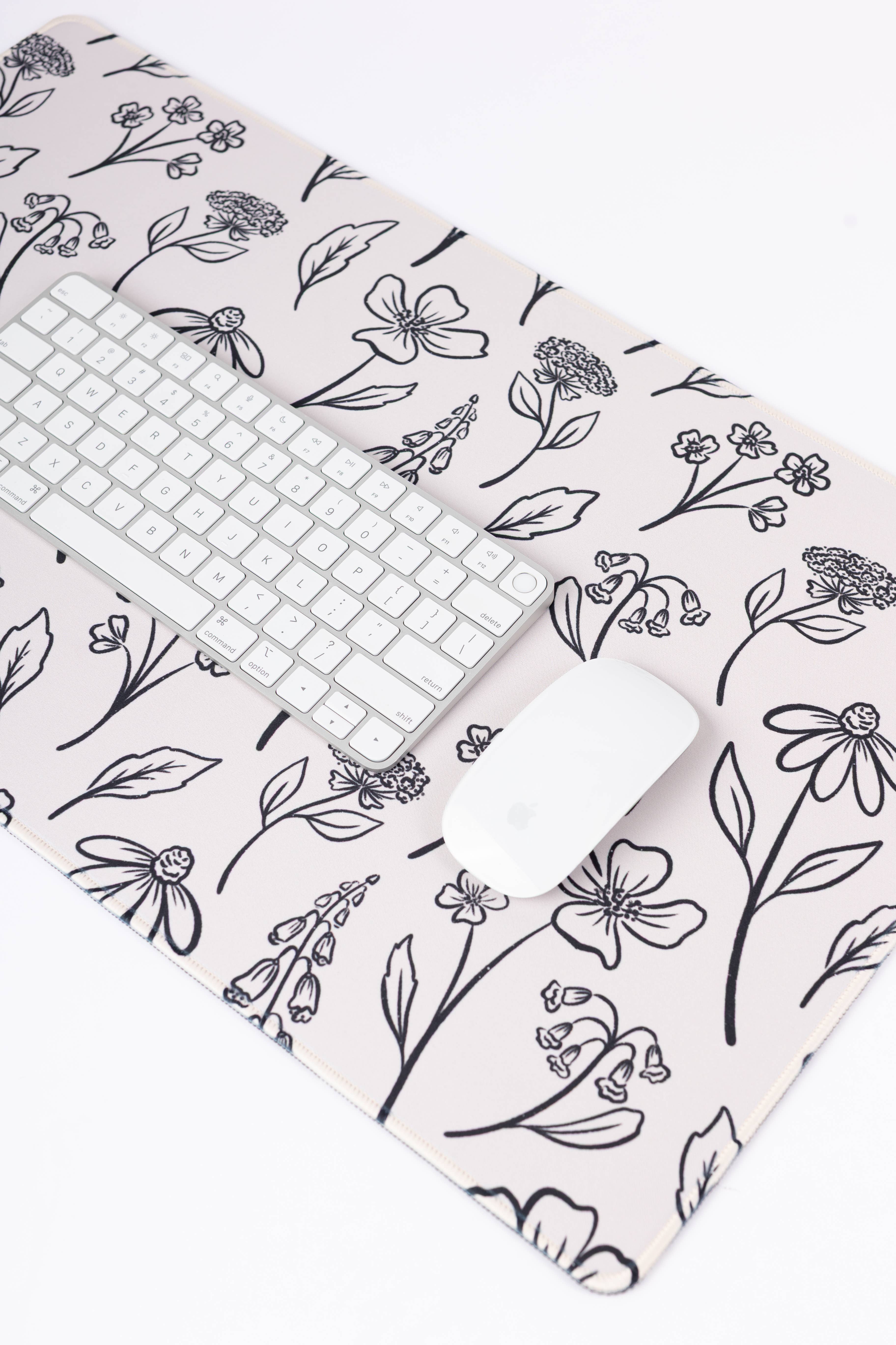Elyse Breanne Design – wholesale Desk pad – Pressed Floral Desk Pad1